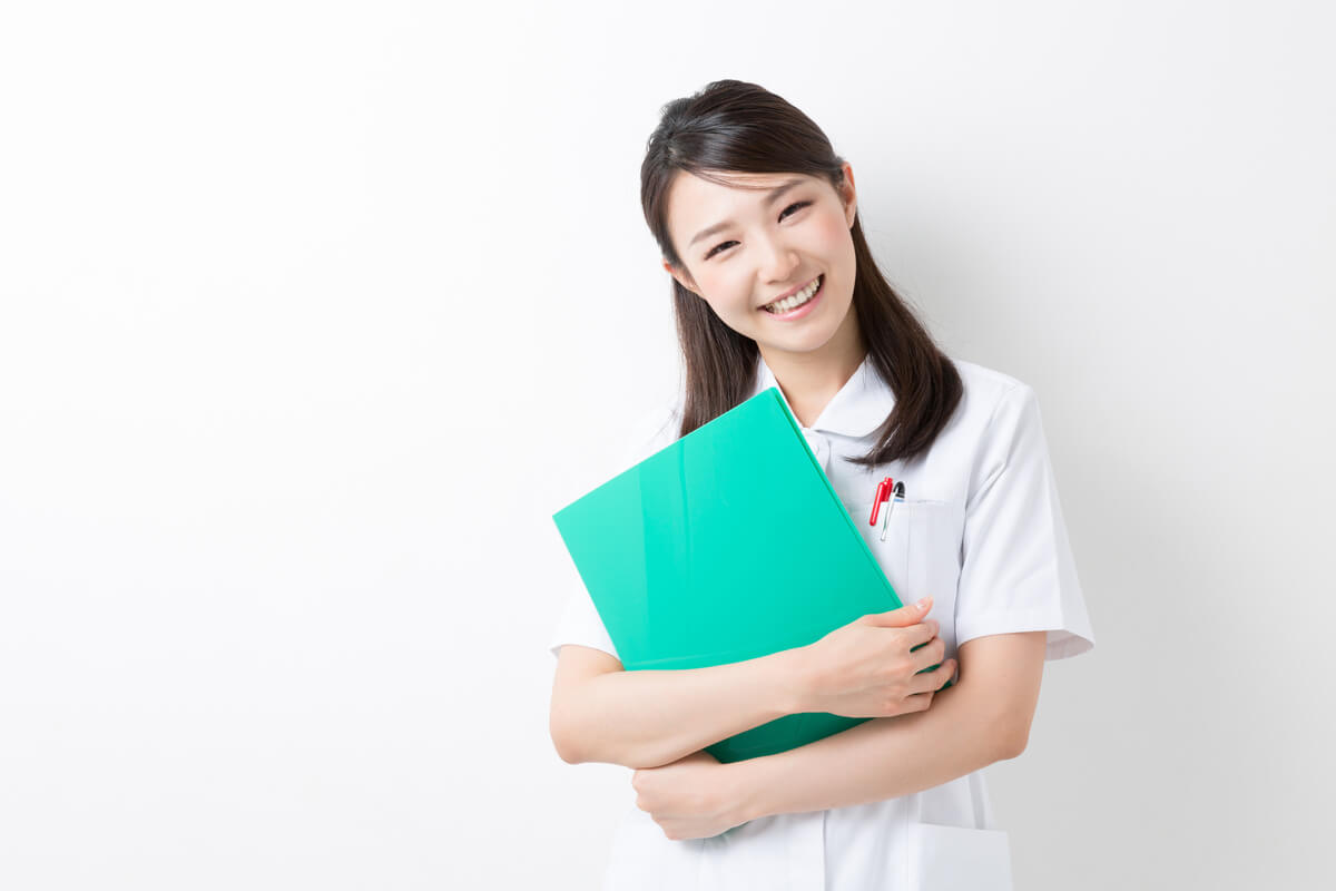 おでこに指4本入る広さが気になったら対処法をすぐに実践しましょう